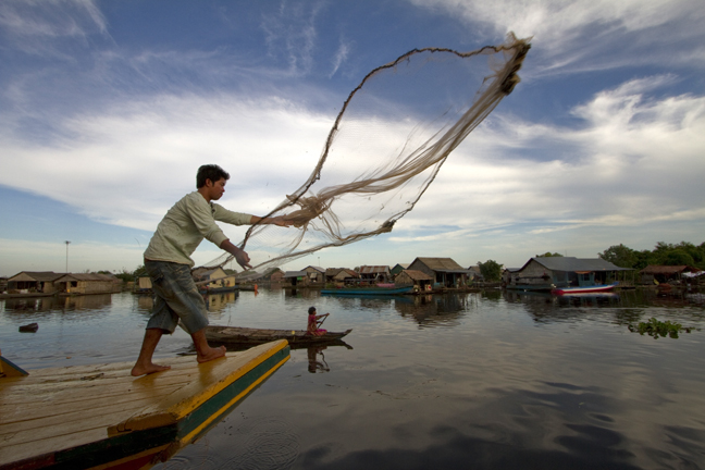 attraction-Tonle Sap Fisher.jpg